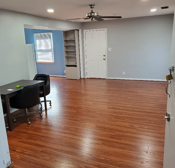 5315 Greenbrook Dr — Photo 4