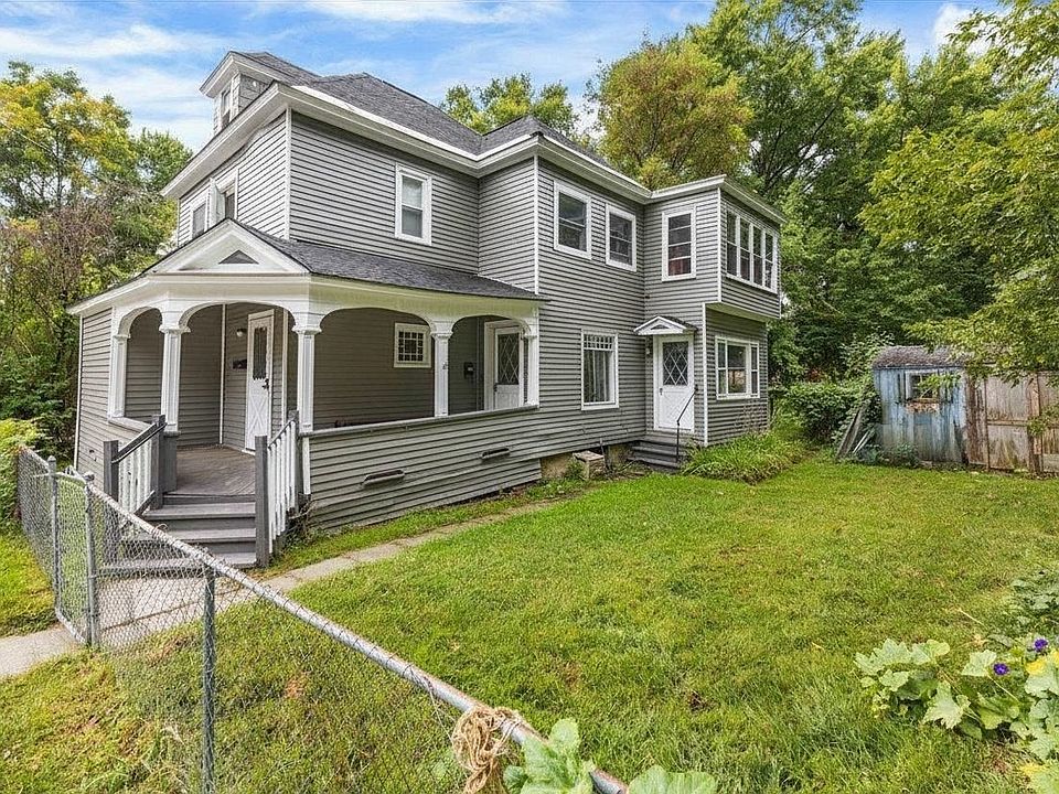 1st image of 7 Champlain Place
