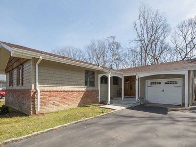 67 Eagle Ln, Smithtown, NY, 11788