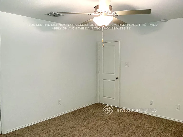 10527 Sewell Cir — Photo 6