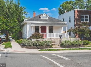 631 N Alfred St, Alexandria, VA 22314