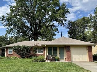 1575 Sunburst Ln, Lincoln, NE 68506