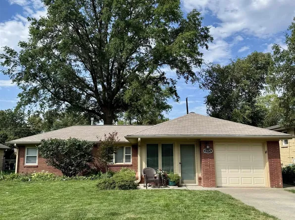 1575 Sunburst Ln, Lincoln, NE 68506