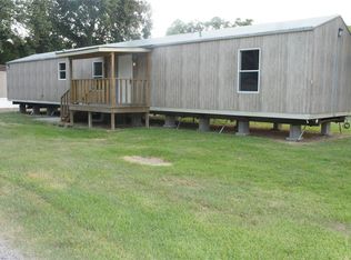 601 Clear Lake Rd, Highlands, TX 77562