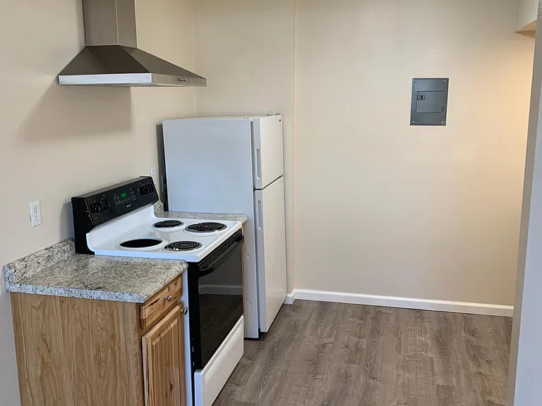 2900 Concord St #107 — Photo 5
