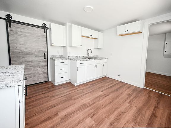 2nd image of 512 S 5th St
