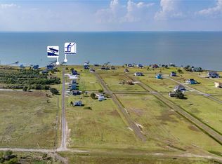 3-4 Mockingbird Ln, Anahuac, TX 77514