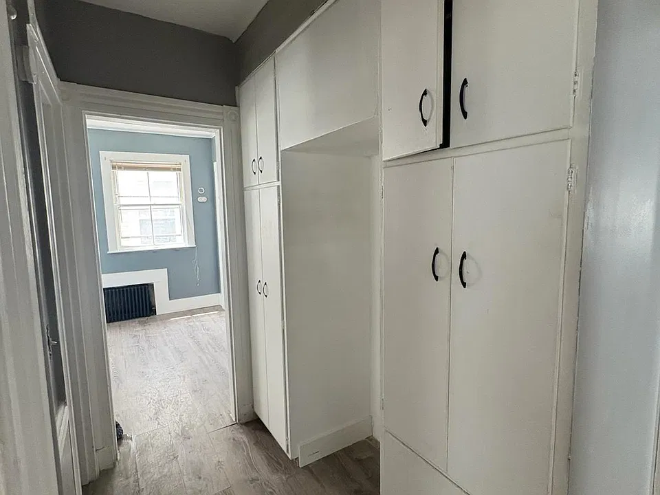 321 Sherman Ave #1
