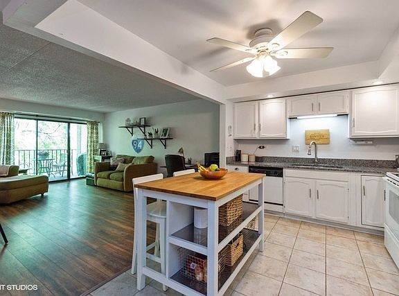 4th image of 475 Plum Creek Dr APT 211
