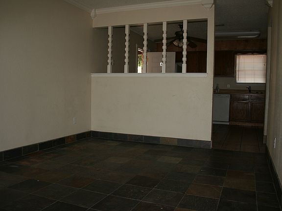 4th image of 6405 Richland Plaza Dr