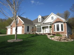 854 Tahoe Dr, Onalaska, WI 54650