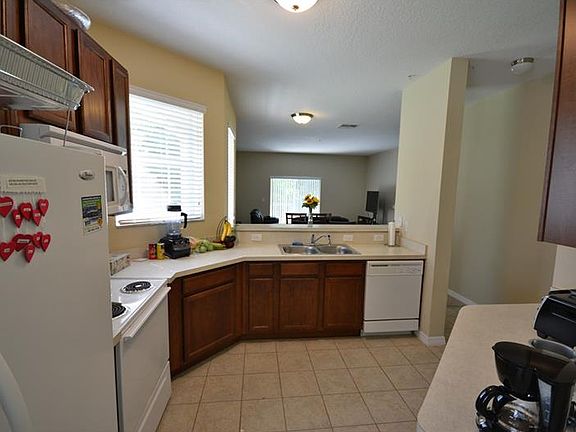 4th image of 10553 Regent Square Dr #1201