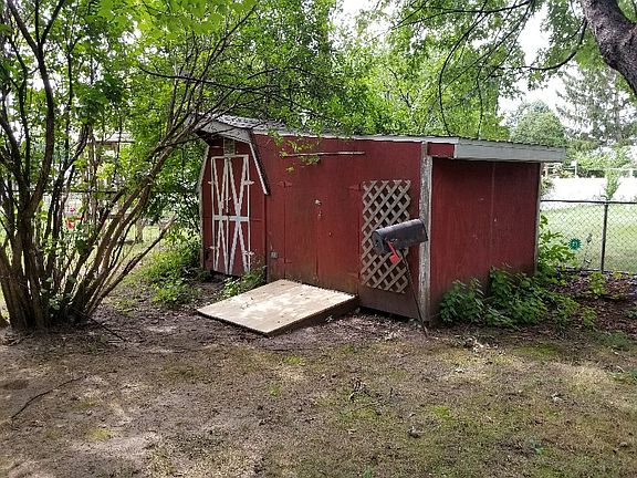 5th image of 5400 Lorraine Ct