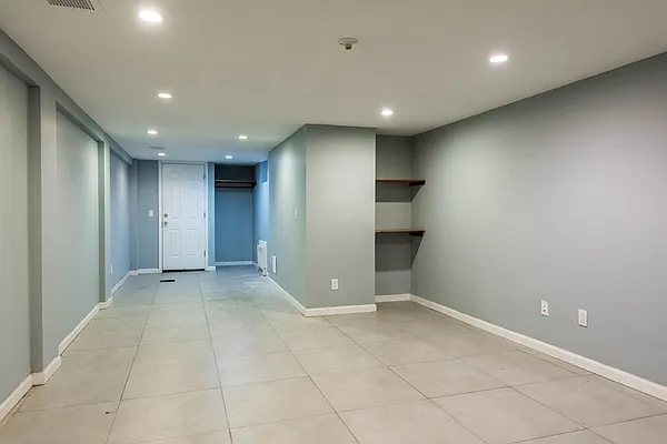 Rented by Nooklyn NYC LLC | media 58