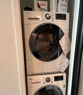 Rented by Blue Lotus Realty Brokerage | media 17