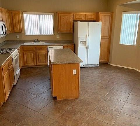 5th image of 7639 Celestial Glow St
