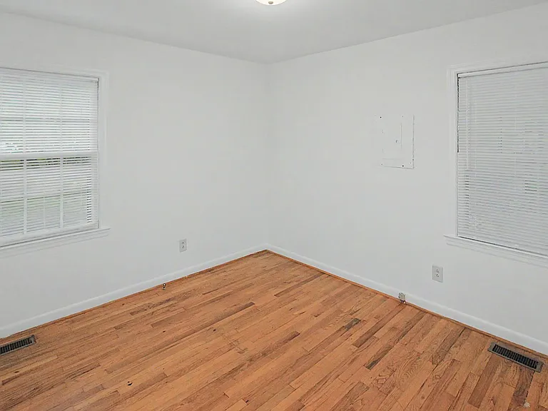 1920 John Moore Rd — Photo 14
