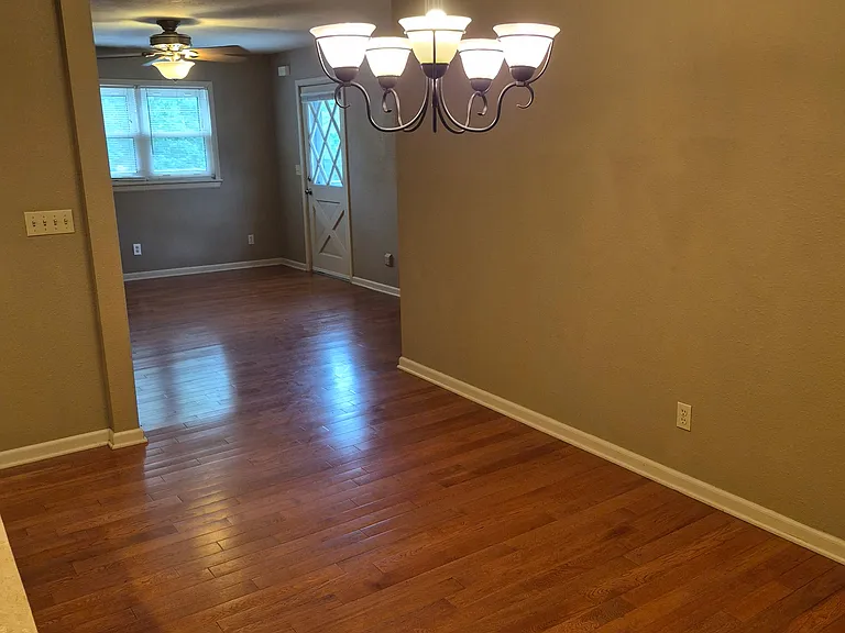 908 Cedar St #D — Photo 5