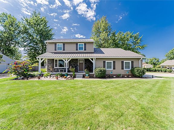 2nd image of 370 Lear Rd