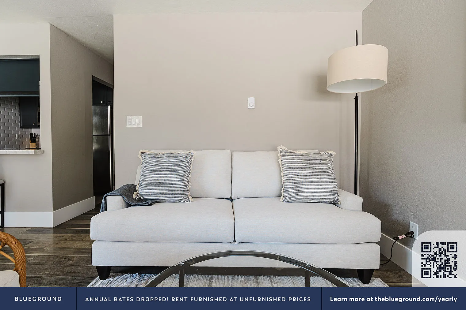 2 bed, 2.5 bath, 873 sqft, $3,760 — Photo 2