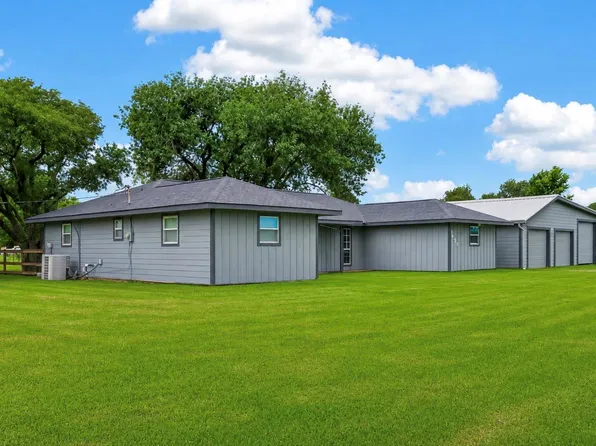 1429 County Road 192, Alvin, TX 77511