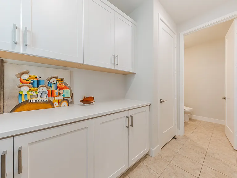 387 Sawbuck — Photo 6