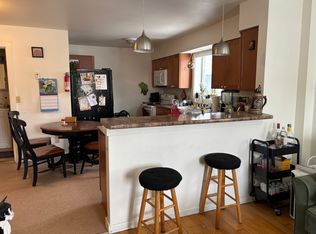 432 Colchester Ave, Burlington, VT 05401