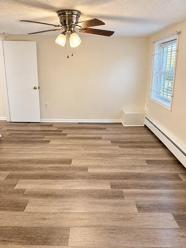 1 bed, 1.0 bath, $1,250 — Photo 1