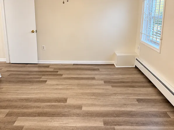 350 Madison Ave #B, Albany, NY 12210