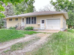 312 Elizabeth St, Hawley, MN 56549