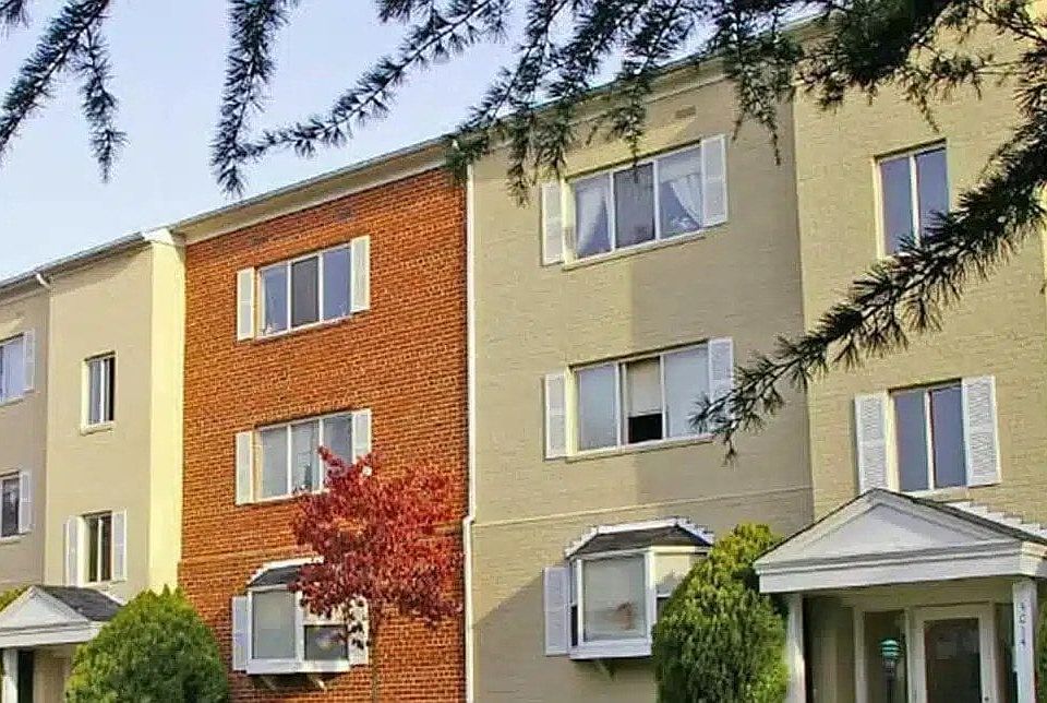 Building Photo 3