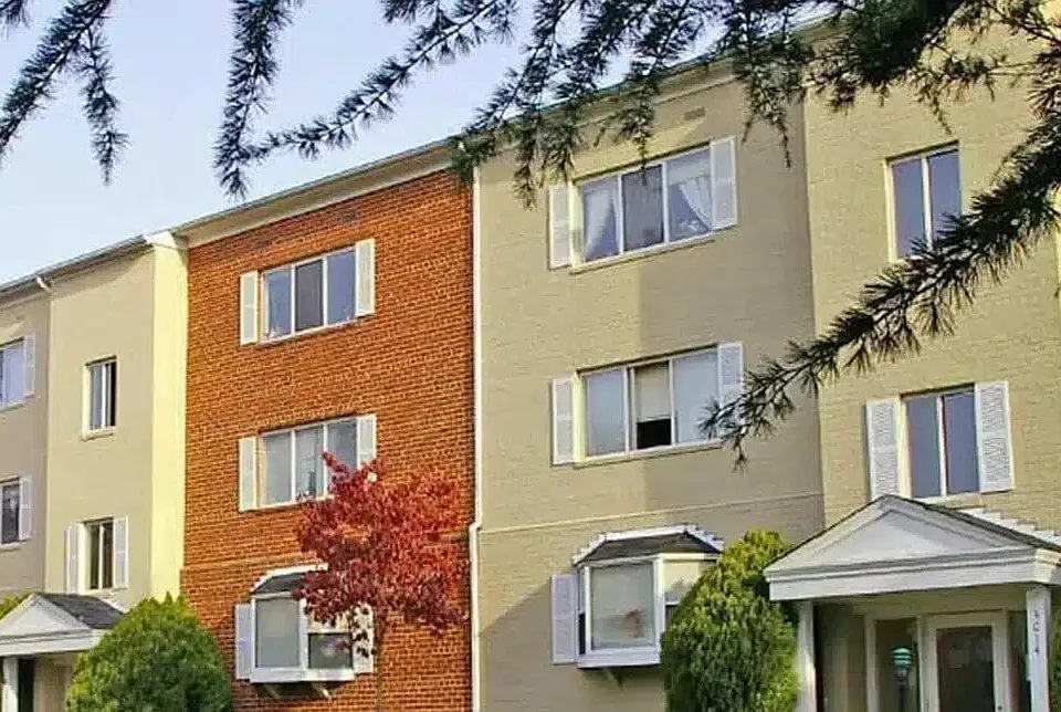Building Photo 3
