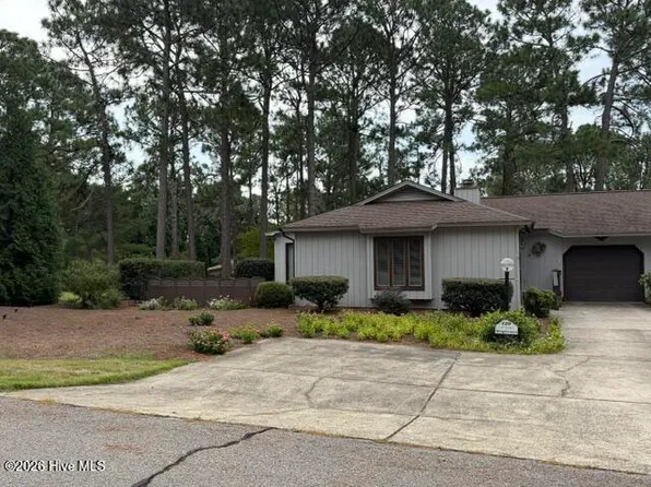 120 Sandham Court, Seven Lakes, NC 27376