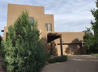 1656 Sentiero Della Villa, Santa Fe, NM 87506