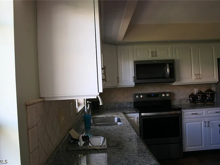 20919 Villareal Way — Photo 11