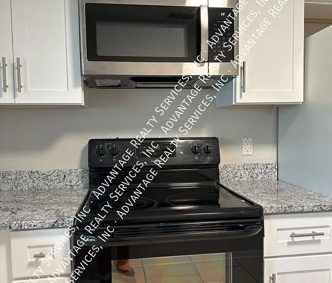 11411 Midfield Way — Photo 4