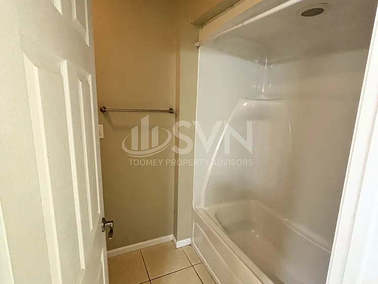 1708 W Hill Ave — Photo 10