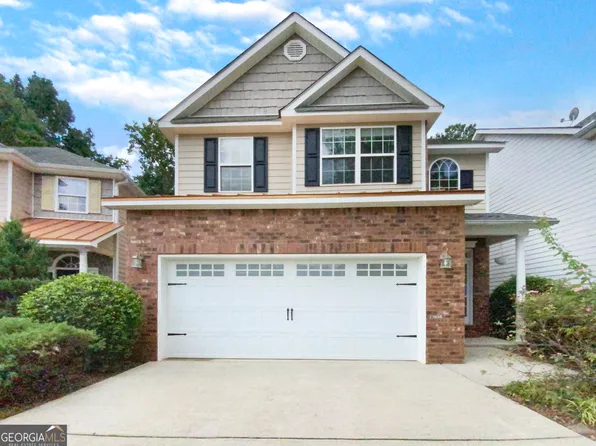 574 Hansen Dr, Locust Grove, GA 30248