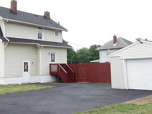 2nd image of 1187 Triplett Blvd