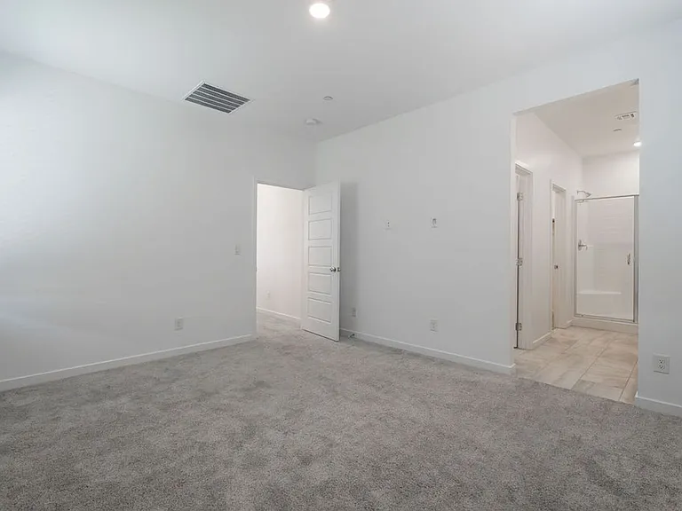 621 Camilla Crk — Photo 22