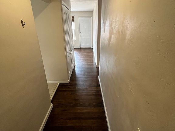 2nd image of 1600 Tallwood St