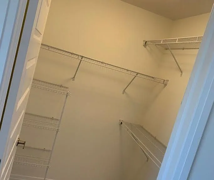128 Grovewood Cmn #209 — Photo 8