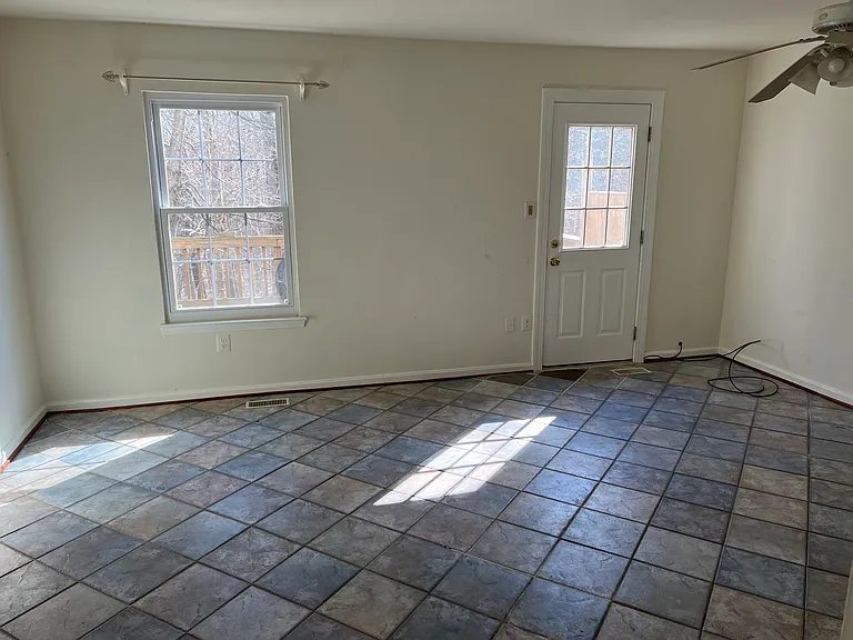 14642 Keeneland Cir — Photo 4