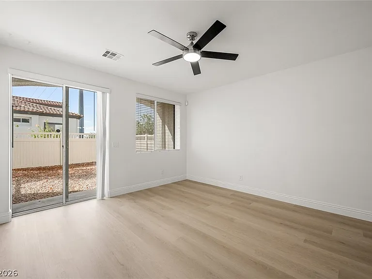 1087 Luna Eclipse Ln #2 — Photo 9