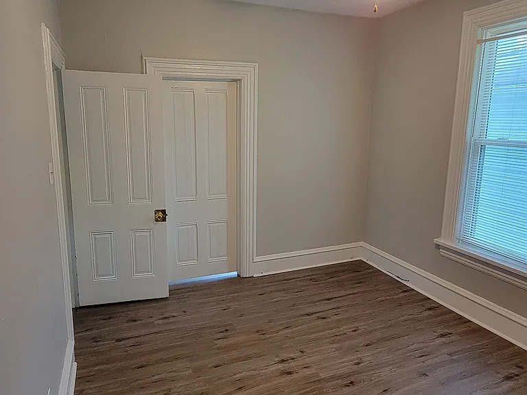 623 5th Ave #1/2 — Photo 36
