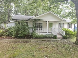 5818 Windham Dr, Raleigh, NC 27609