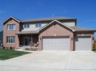 6242 Pershing Rd, Schererville, IN 46375