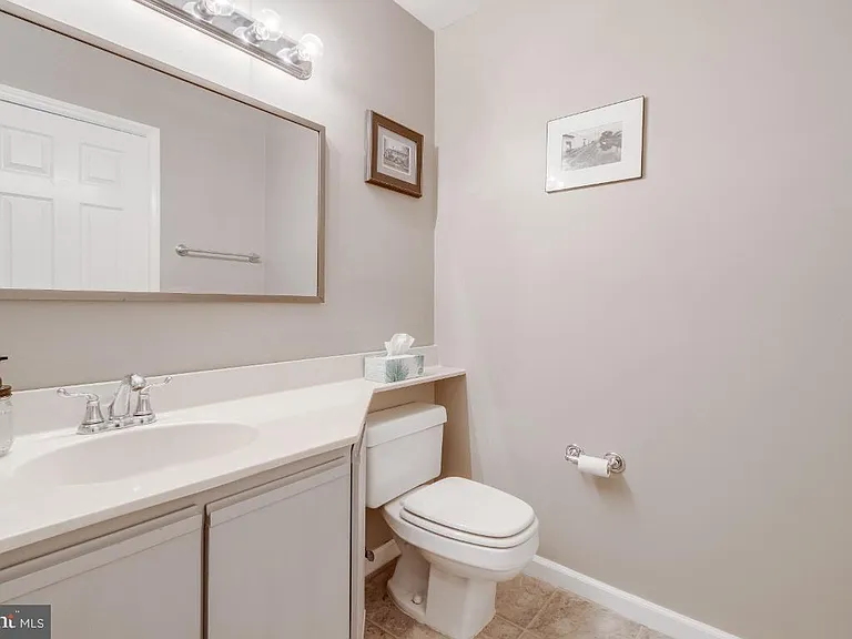 5818 Inman Park Cir #100 — Photo 22