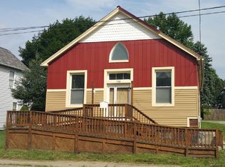 719 N Warren Ave, Apollo, PA 15613