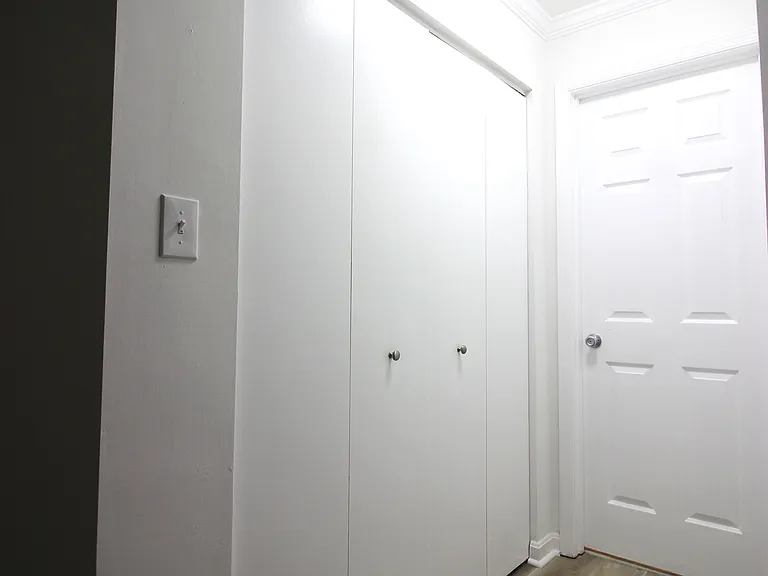 1100 Quaker Hill Dr #127 — Photo 16